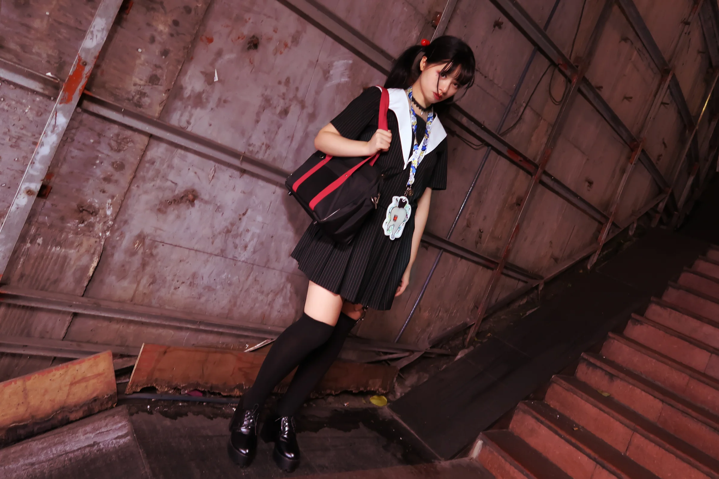 预热万圣节 ~恶魔系JK制服街拍｜高清图片集