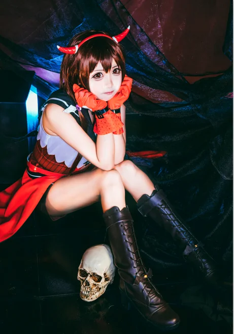 VOCALOID乐正绫恶魔COS写真