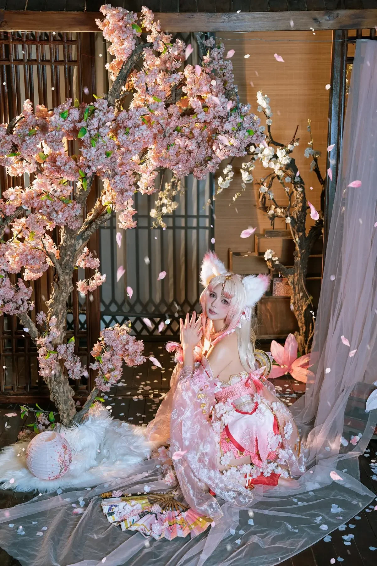 七月喵子 – 胡桃和殷紫萍COS写真