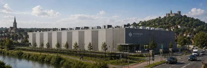 《為什麼反對改資料中心》因為長得太醜嗎？財經專家建議這樣改就搞定了｜高清图片集