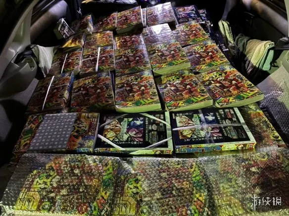 《JUMP》因附赠《海贼王》卡牌加印50万册被黄牛抢空｜高清图片集