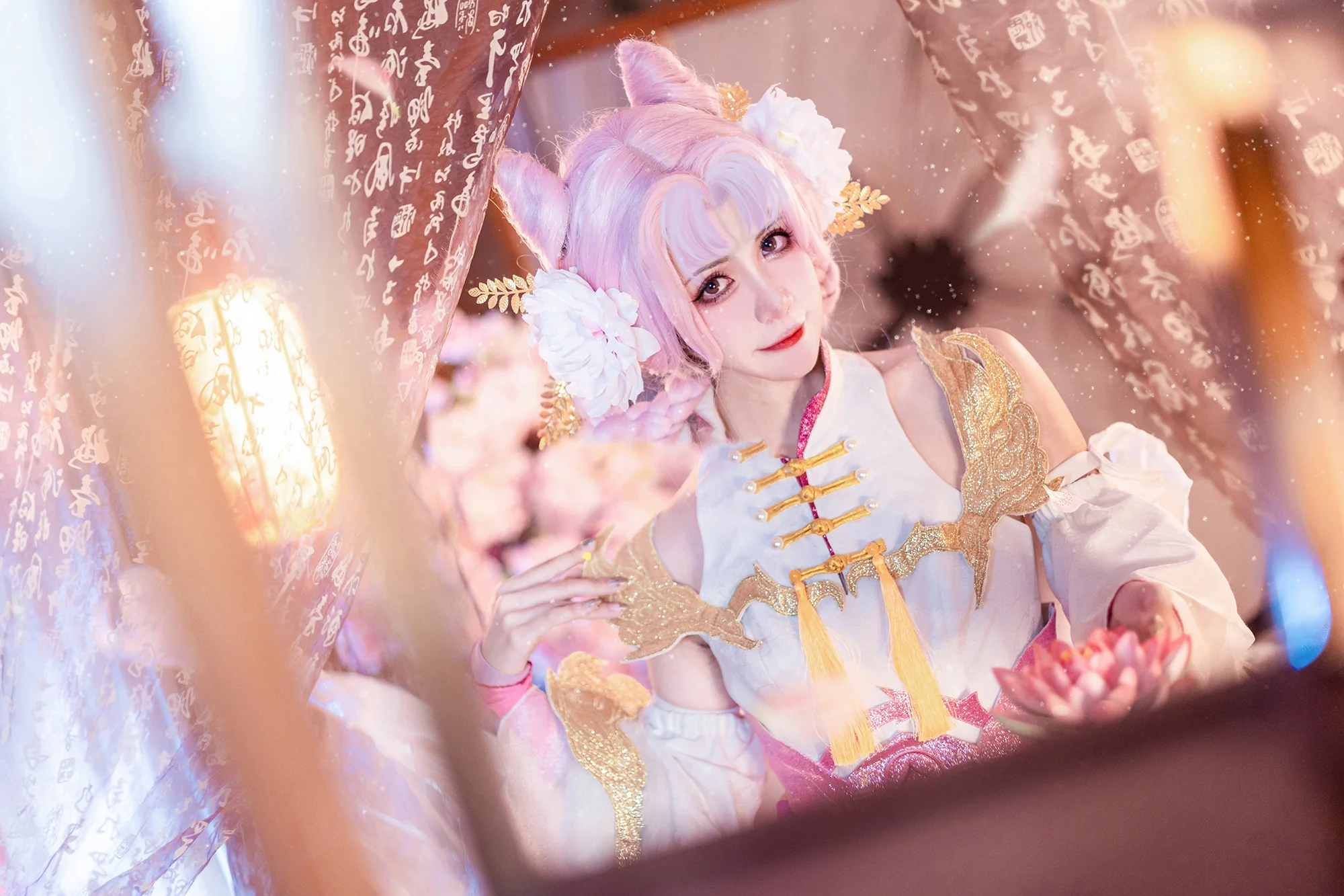 《王者荣耀》嫦娥拒霜思COS写真