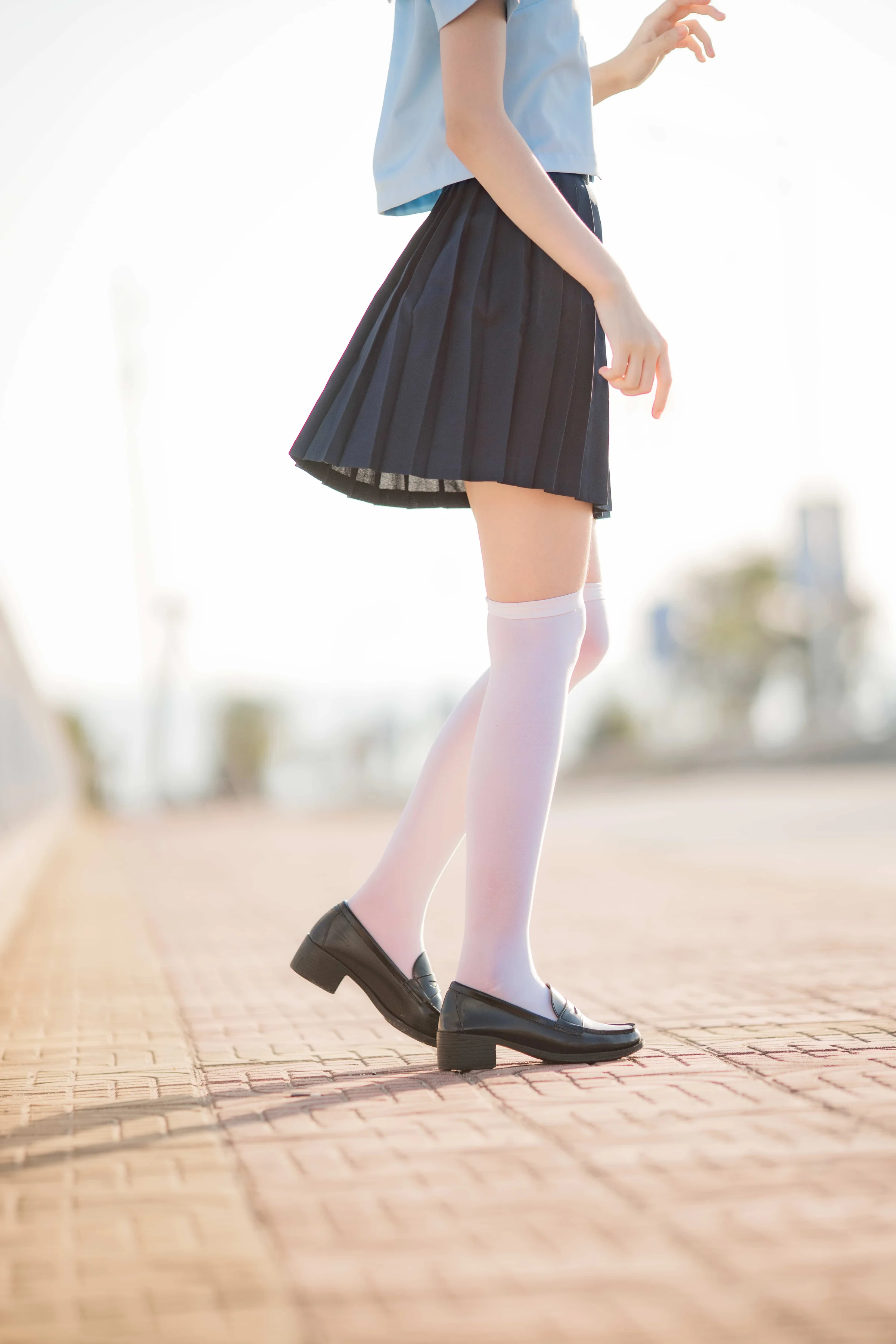 桜桃喵 – 蔚蓝 [33P]｜高清图片集