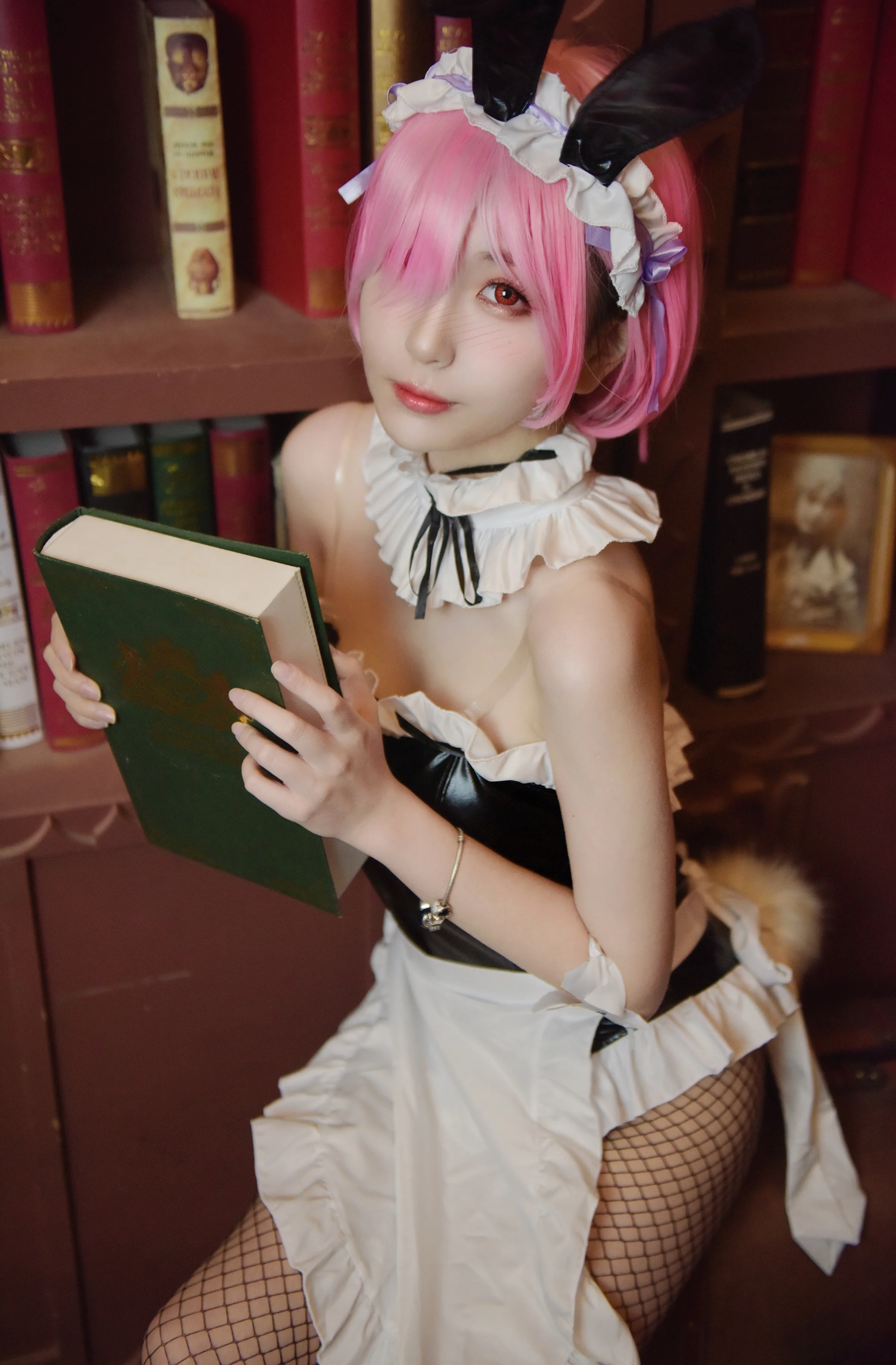 《re：从零开始的异世界》拉姆兔女郎COS写真
