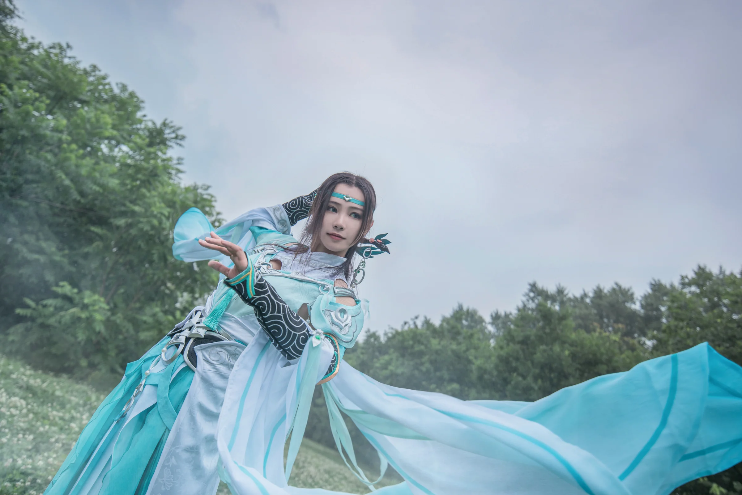 剑网三雪河琴娘COS写真--骤雨初霁