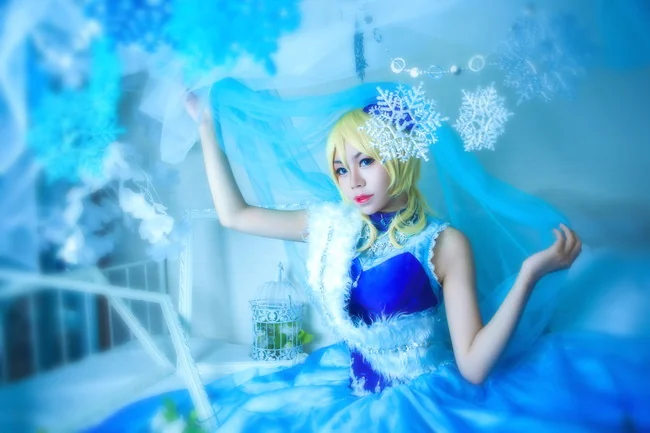 《Snow White》绘里七彩谬斯／雪公主COS写真