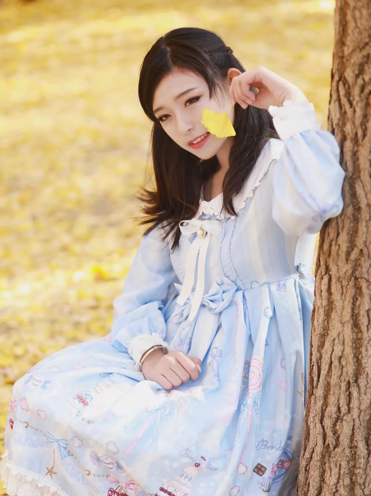 lolita私影 银杏叶get｜高清图片集