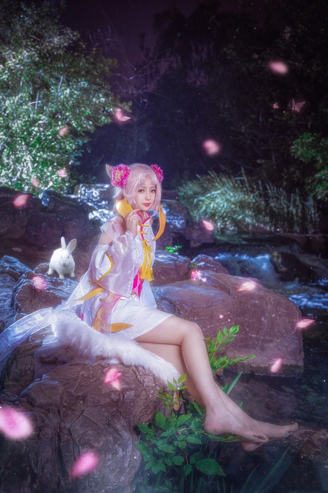《王者荣耀》嫦娥拒霜思COS写真