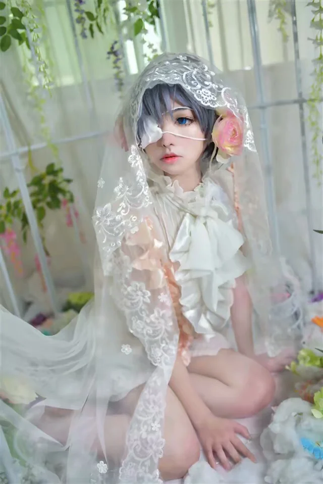 黑执事 原画集蔷薇CD COS写真