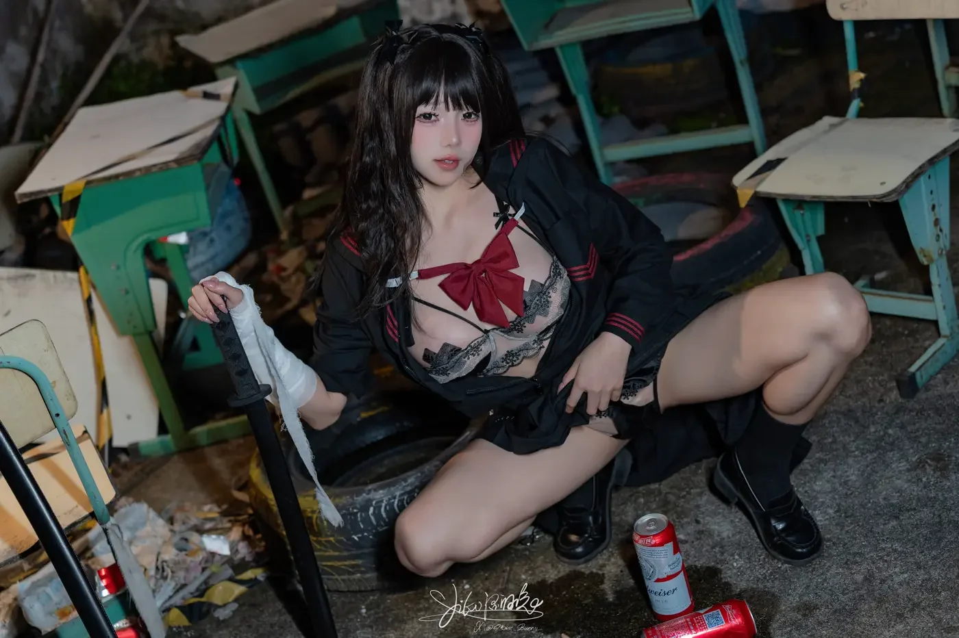 咬一口兔娘 – 11月作品『不良女高』｜高清图片集