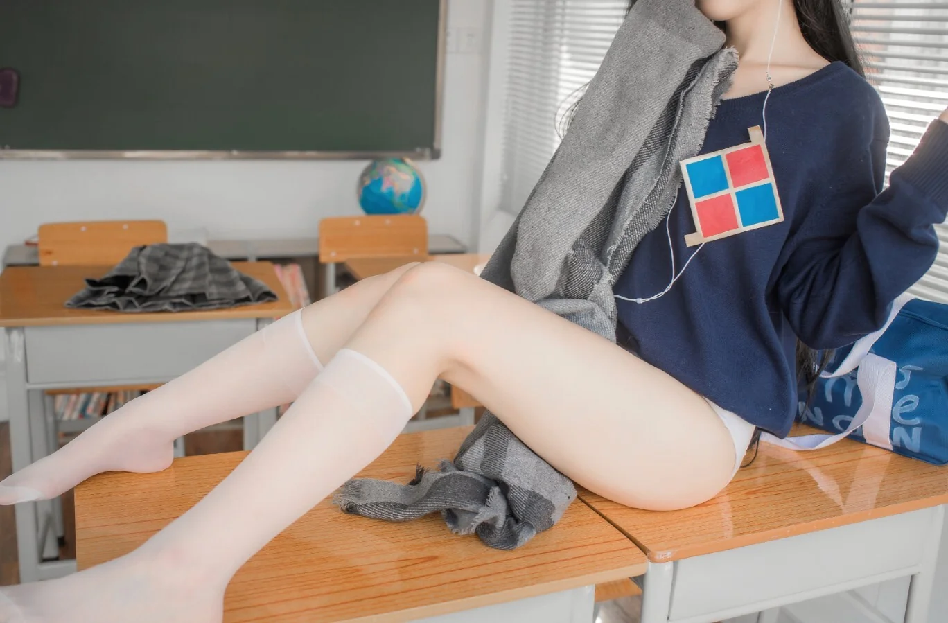 izumi泉桃子 – COS写真写真套图合集