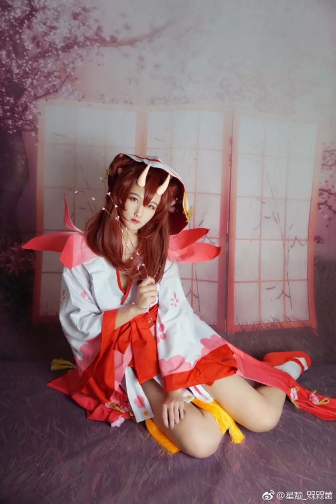 阴阳师手游桃花妖未觉醒COS写真