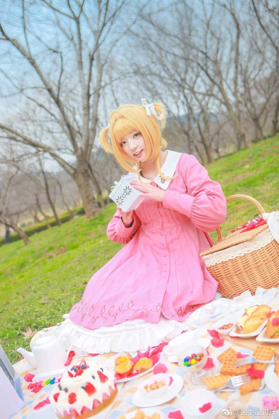 小樱COS写真，春の木漏れ日 君の微笑み