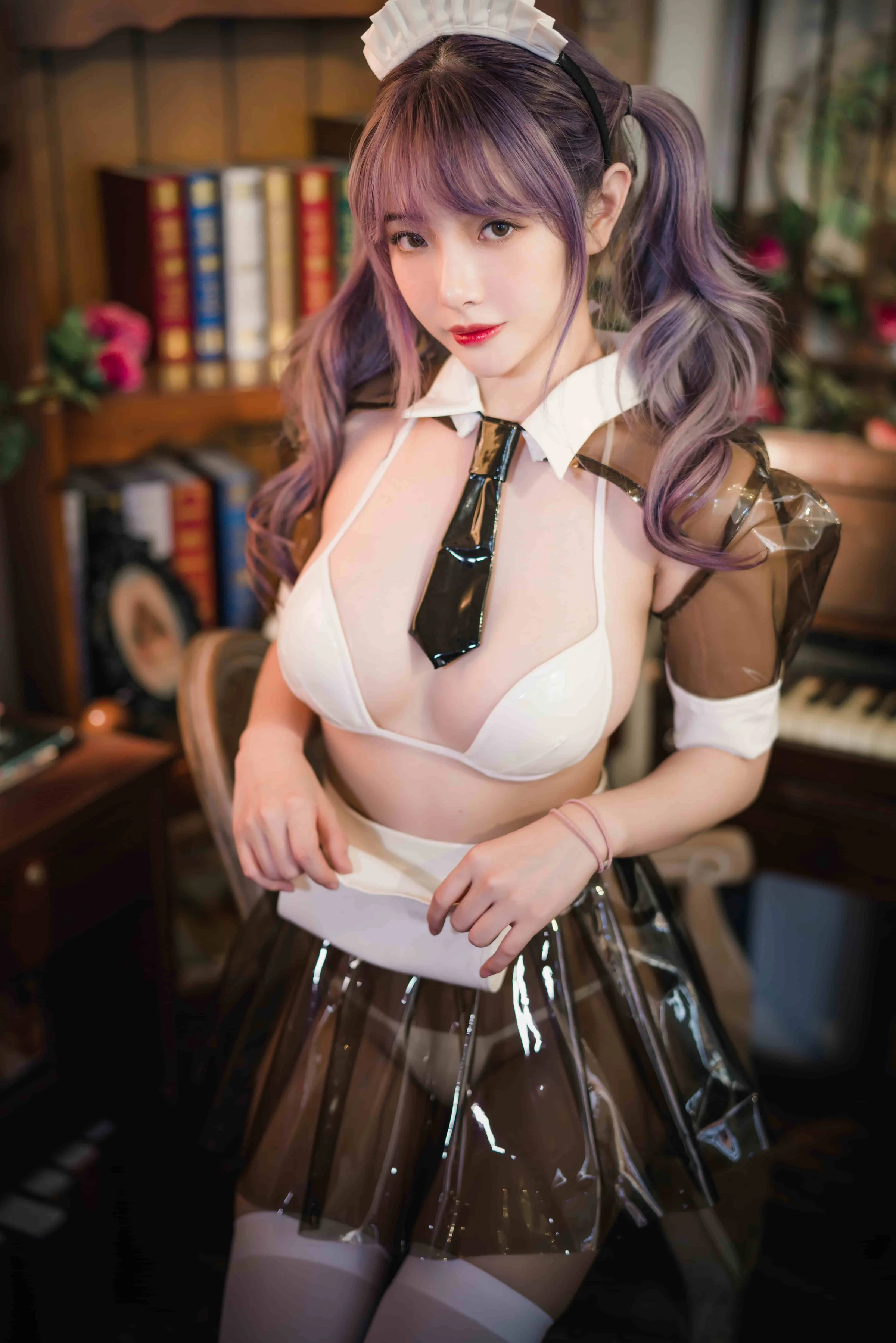 雯妹-透明皮衣女仆[18P-346M]｜高清图片集