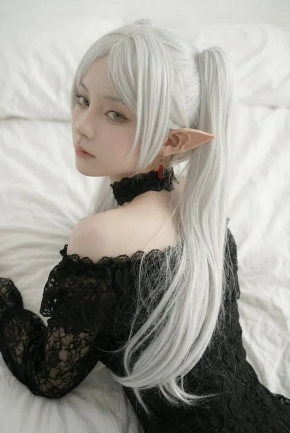 AI大神自制“芙莉莲”COS写真美图：黑丝美腿太涩了！