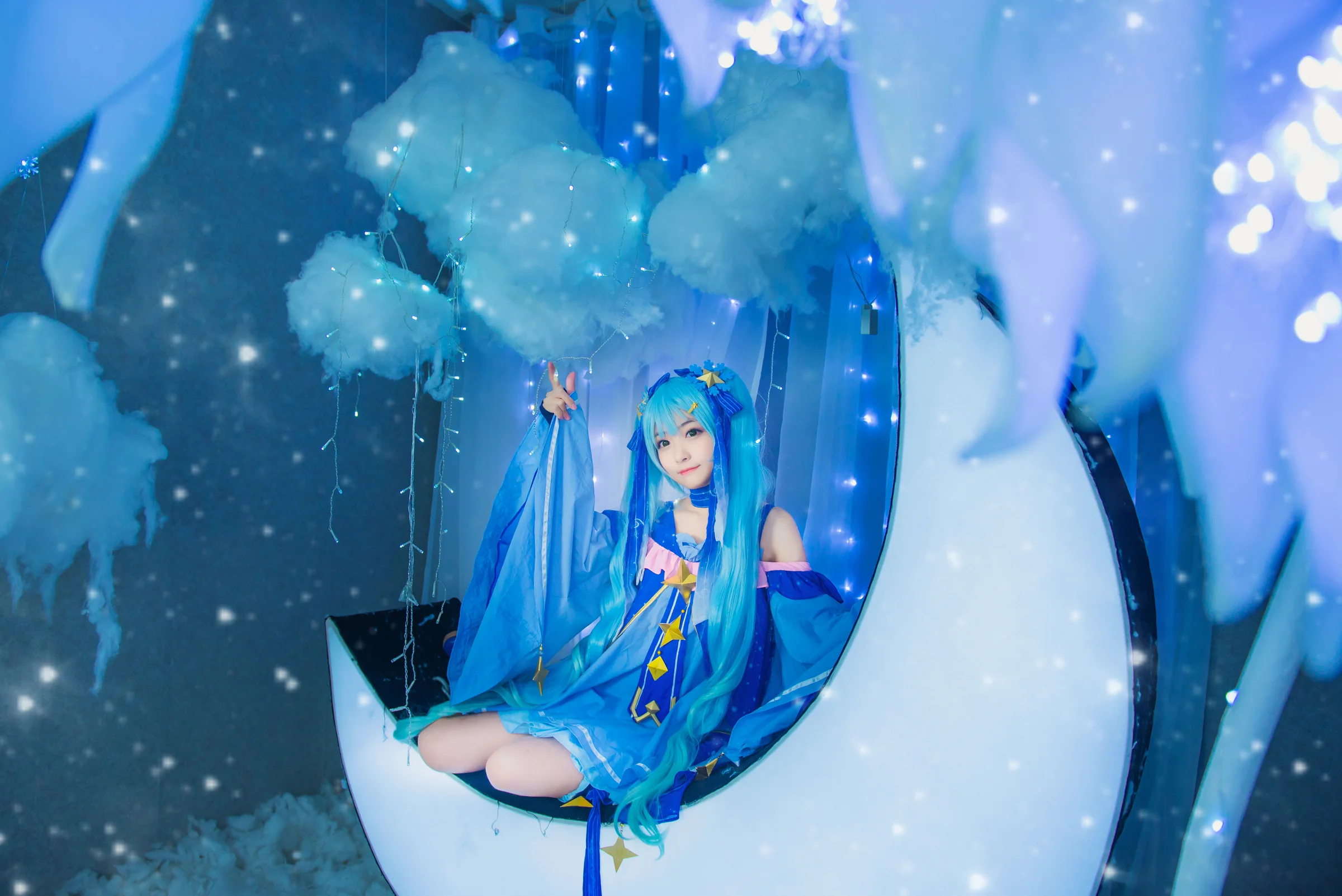 Miku星与雪的公主COS写真