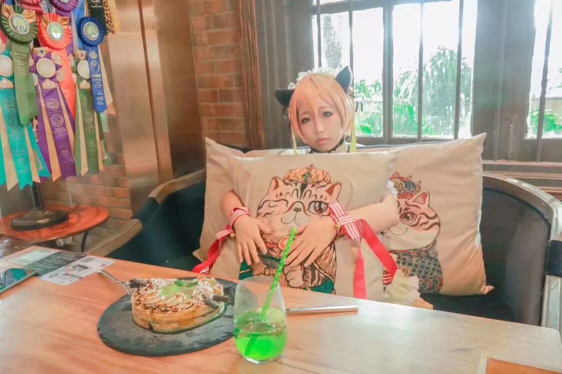 Love Live !凛喵情人节女仆COS写真