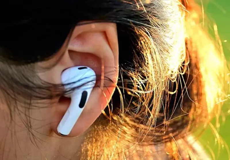 《掉進咖哩飯裡的AirPods》別誤會不是杏包菇，好險擦一擦還能用｜高清图片集