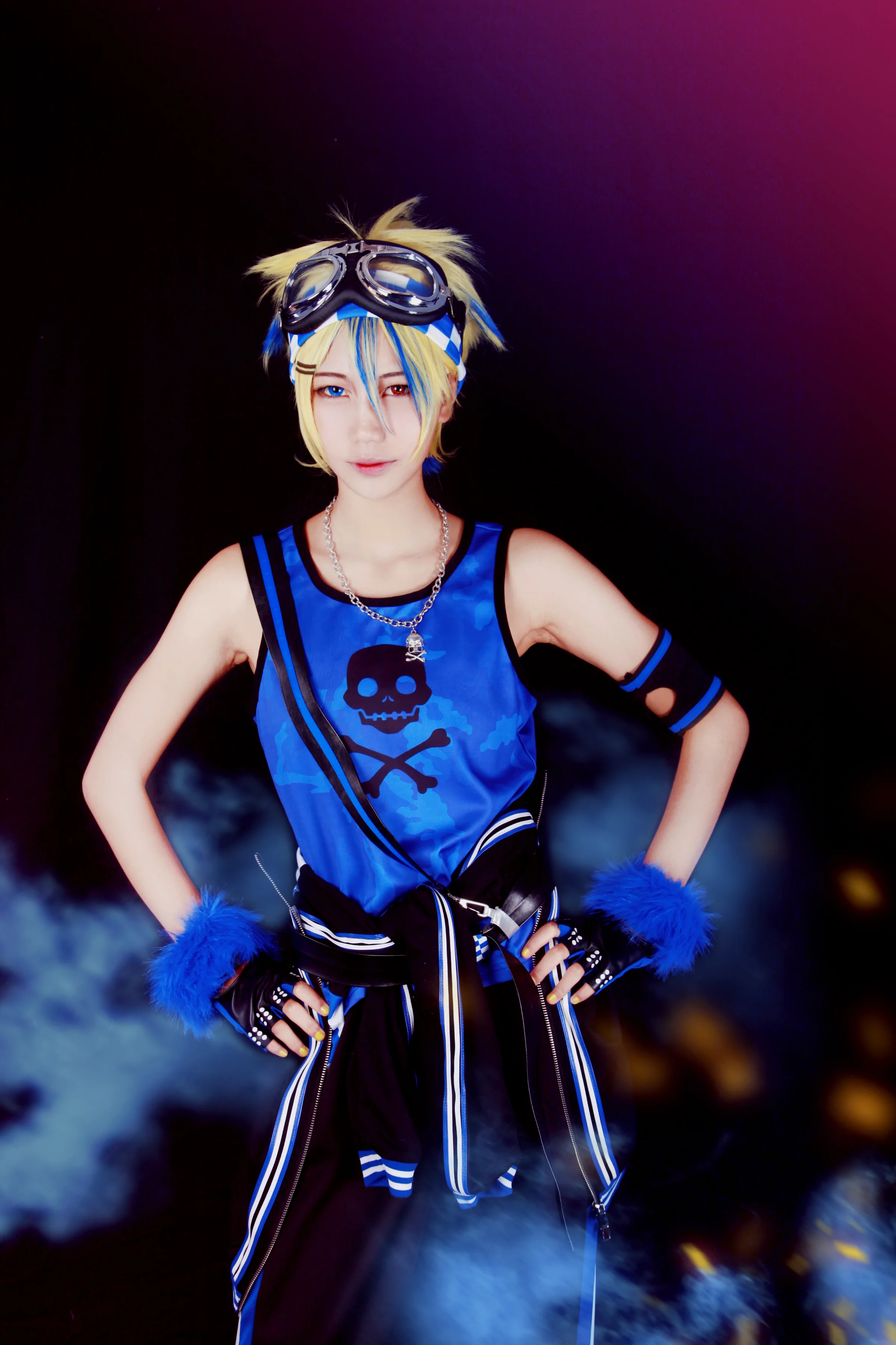 镜音铃cosplayUNHAPPY？