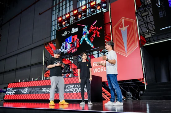 竞化纪元，梦幻联动！ROG×EVA新品发布会登陆BW 2023｜高清图片集