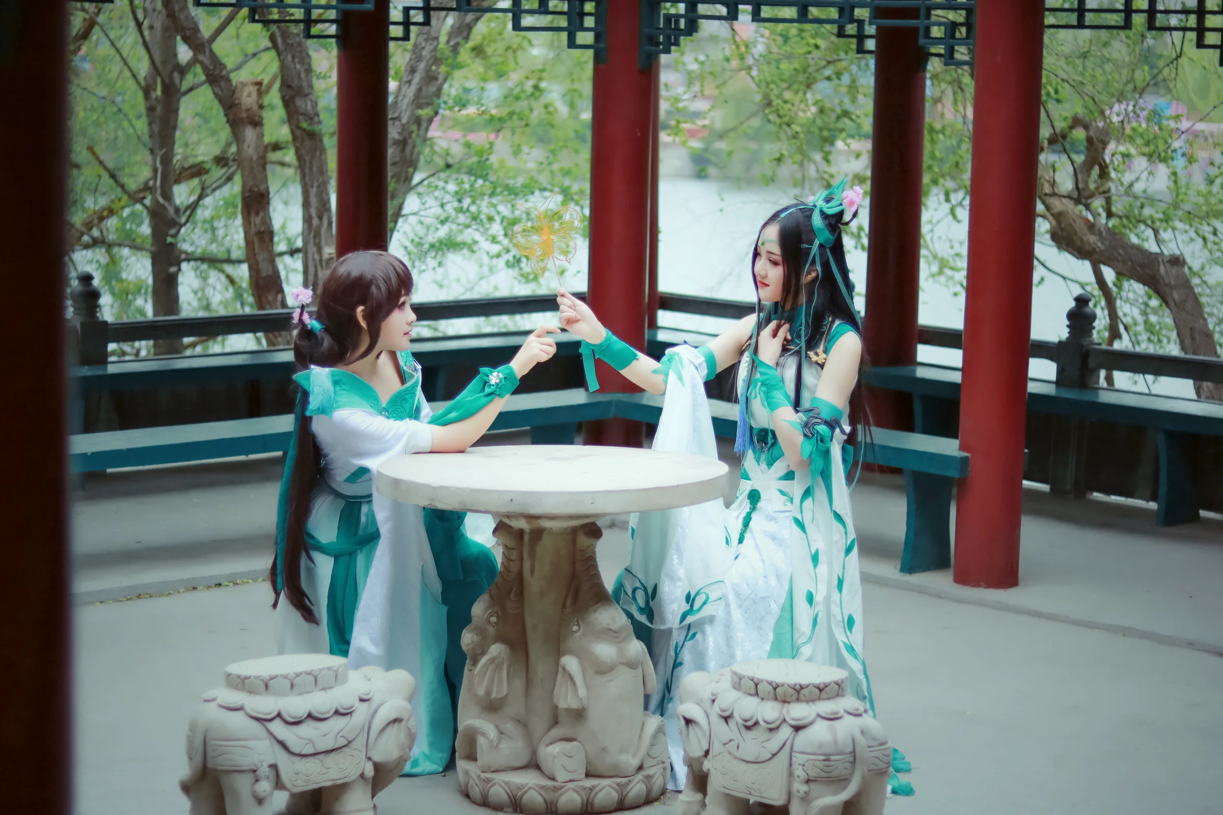 剑三 长歌成女COS写真