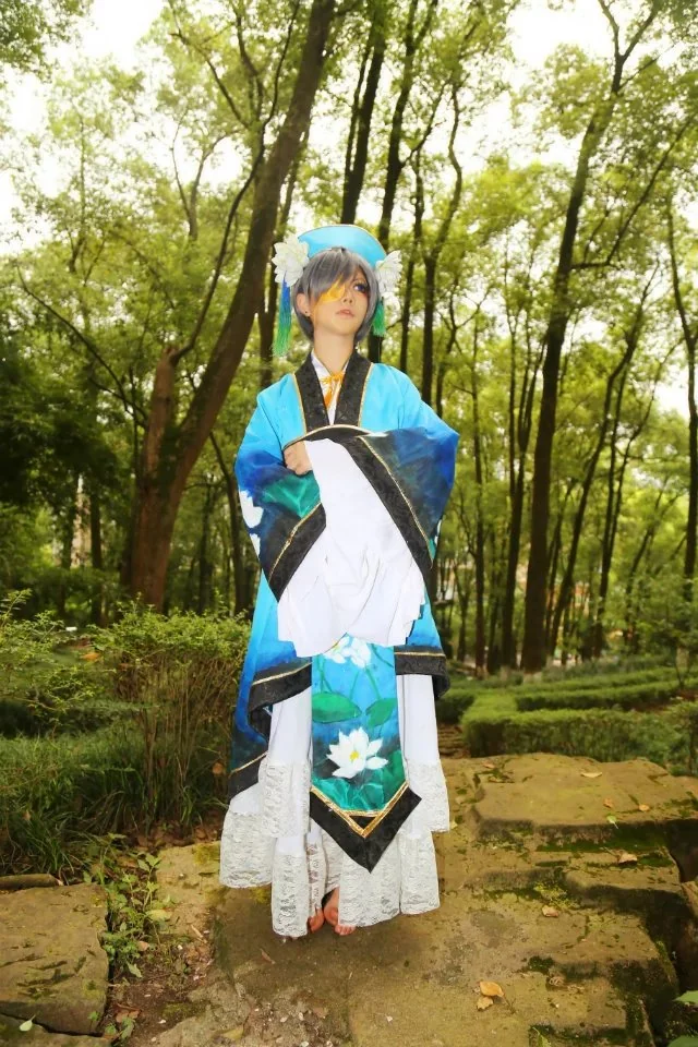 黑执事COS写真 夏尔马戏团特典古装