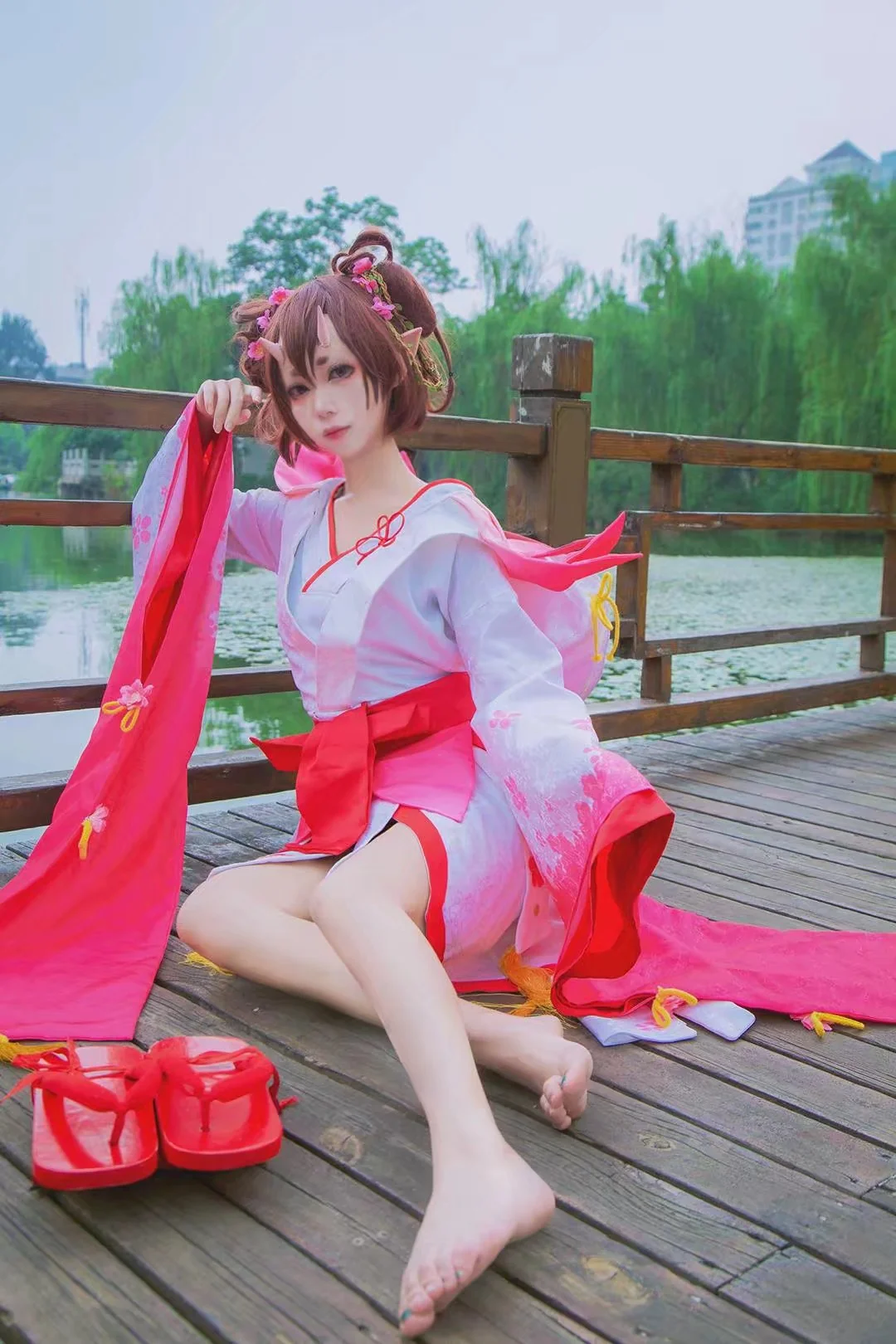 阴阳师桃花妖COS写真,一只桃花的妖怪