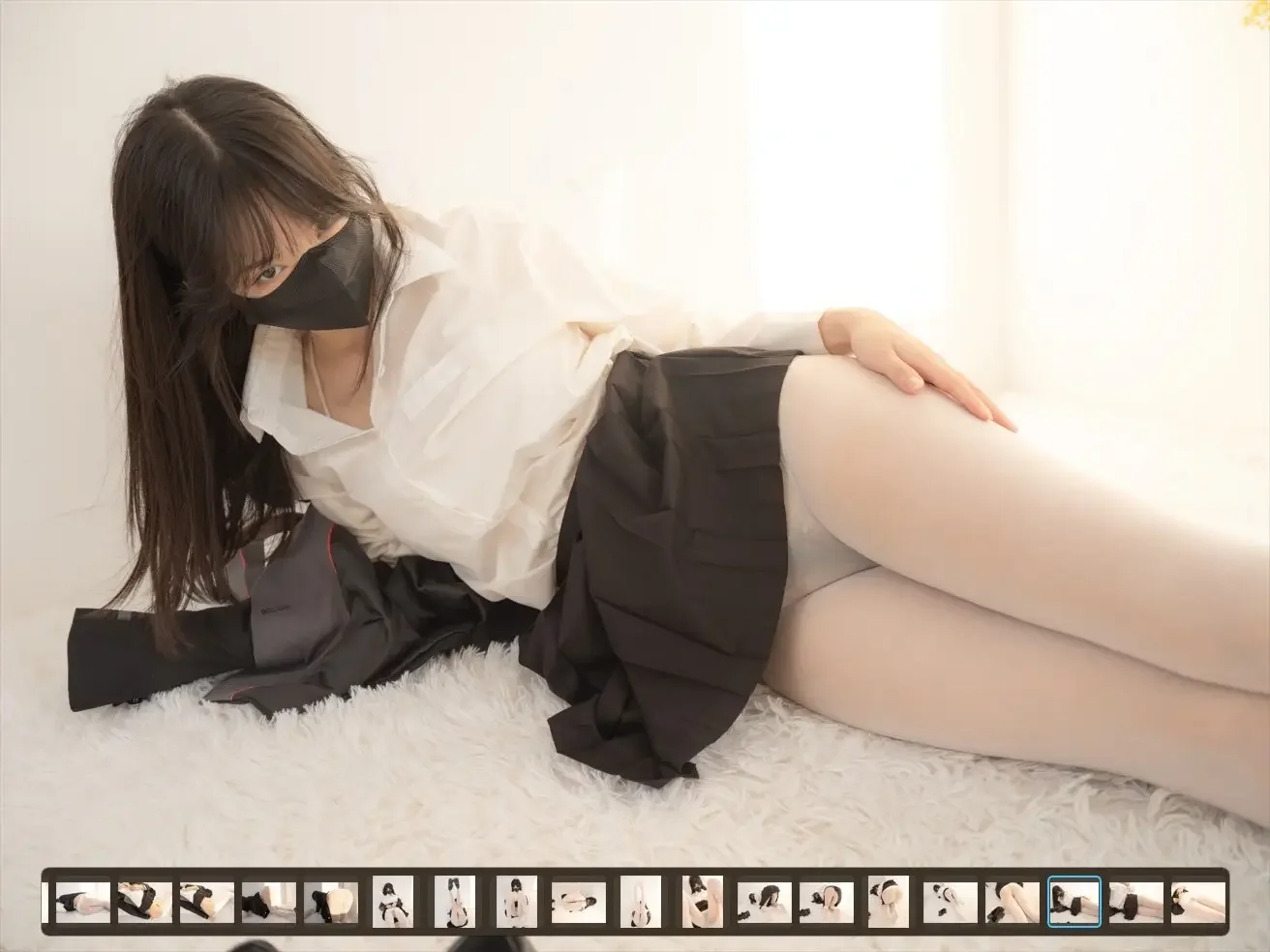 紧急企划 内部 见希w 职员 白丝OL制服｜高清图片集