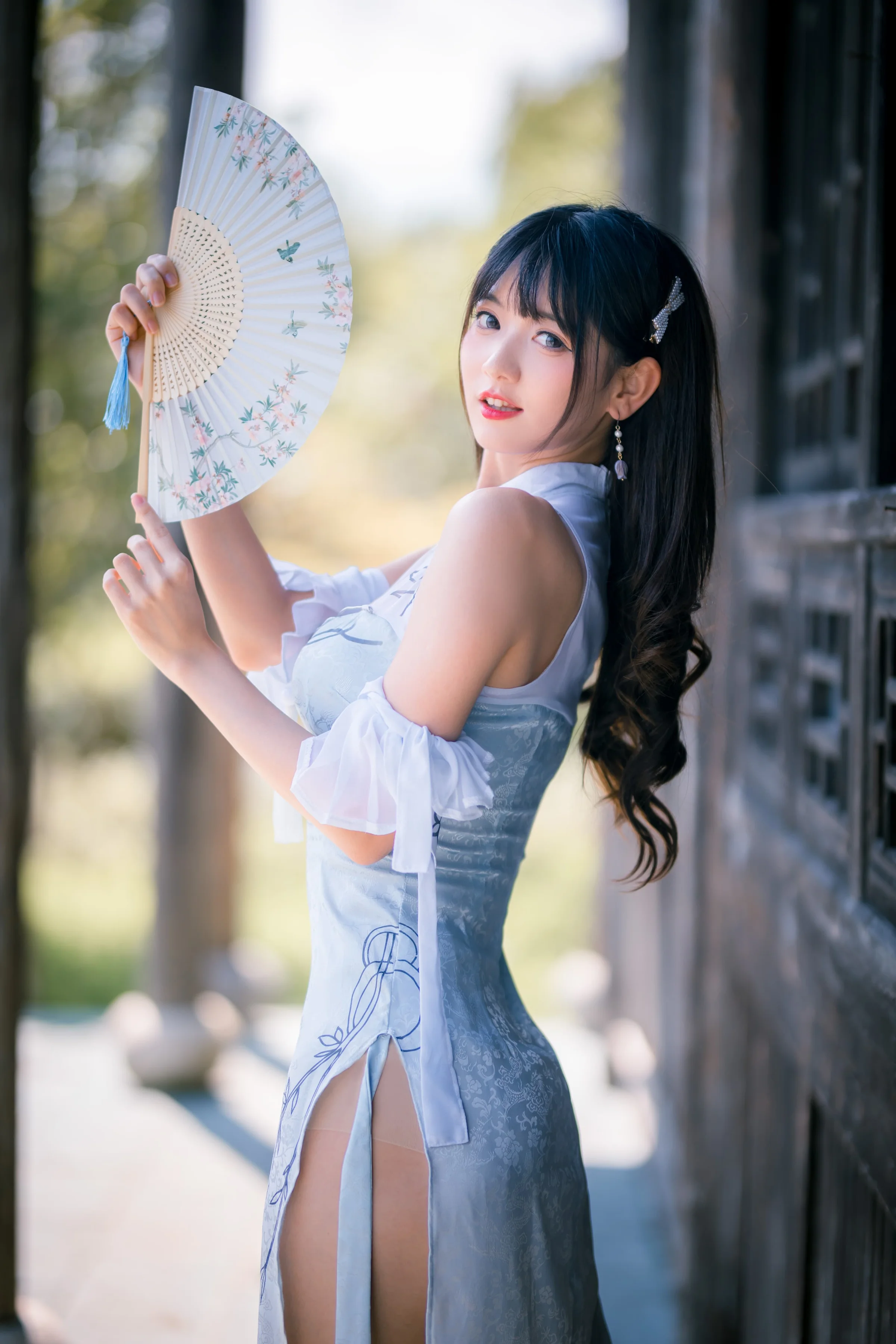 陆卿卿 – 蓝色旗袍｜高清图片集