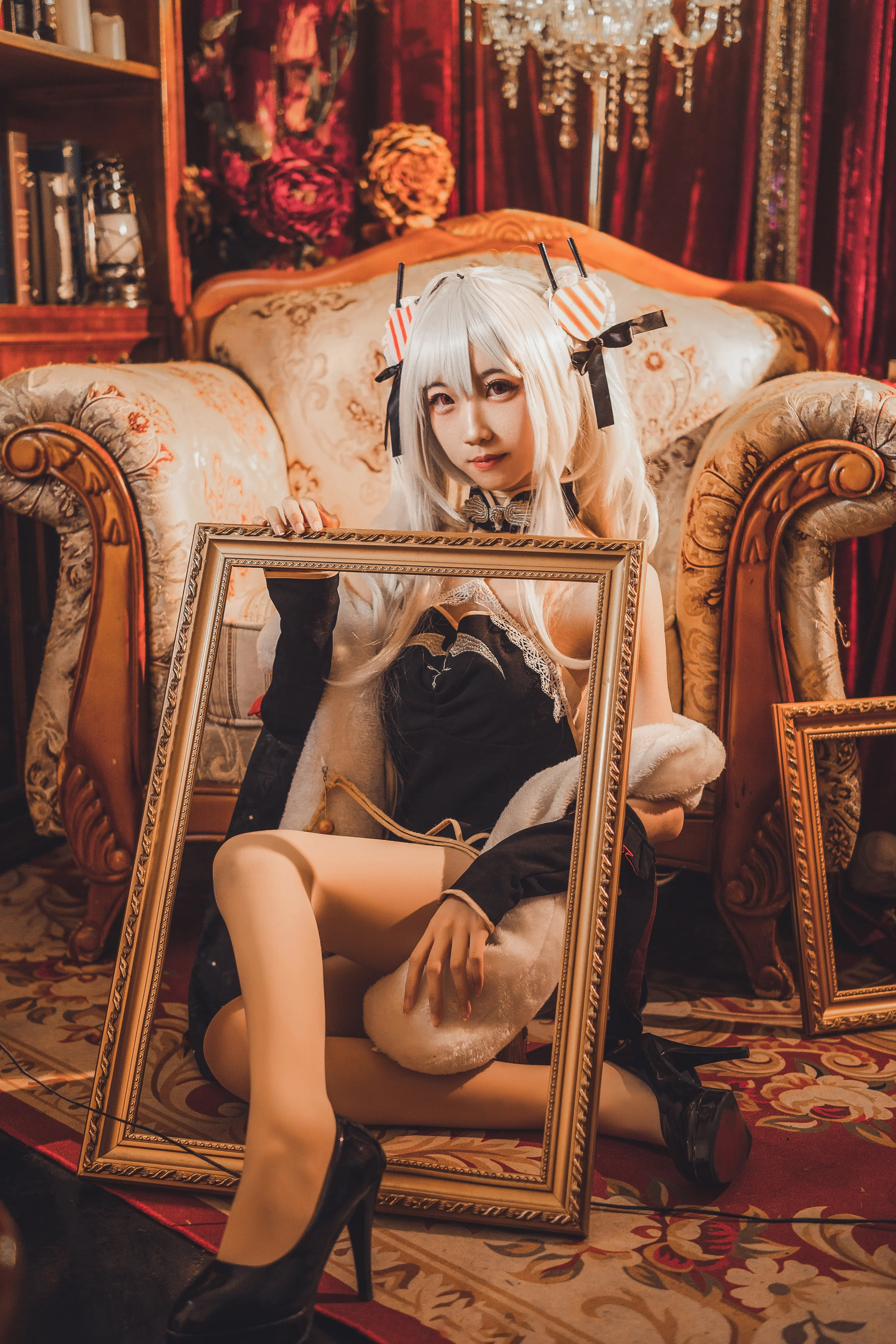 《碧蓝航线》吸血鬼COS写真