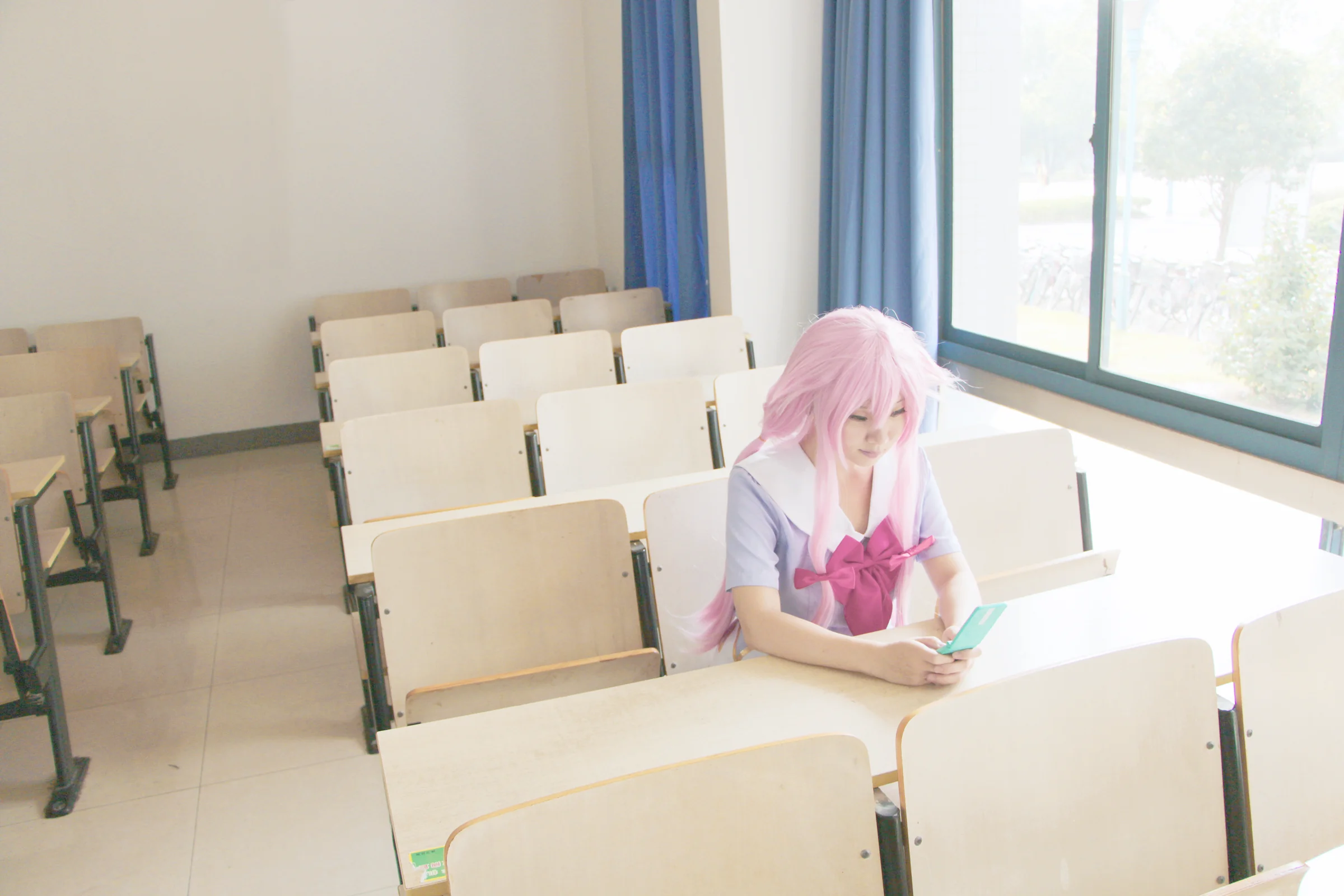 未来日记我妻由乃COS写真