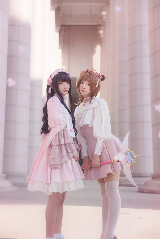 魔卡少女樱COS写真，粉白洋装真好看