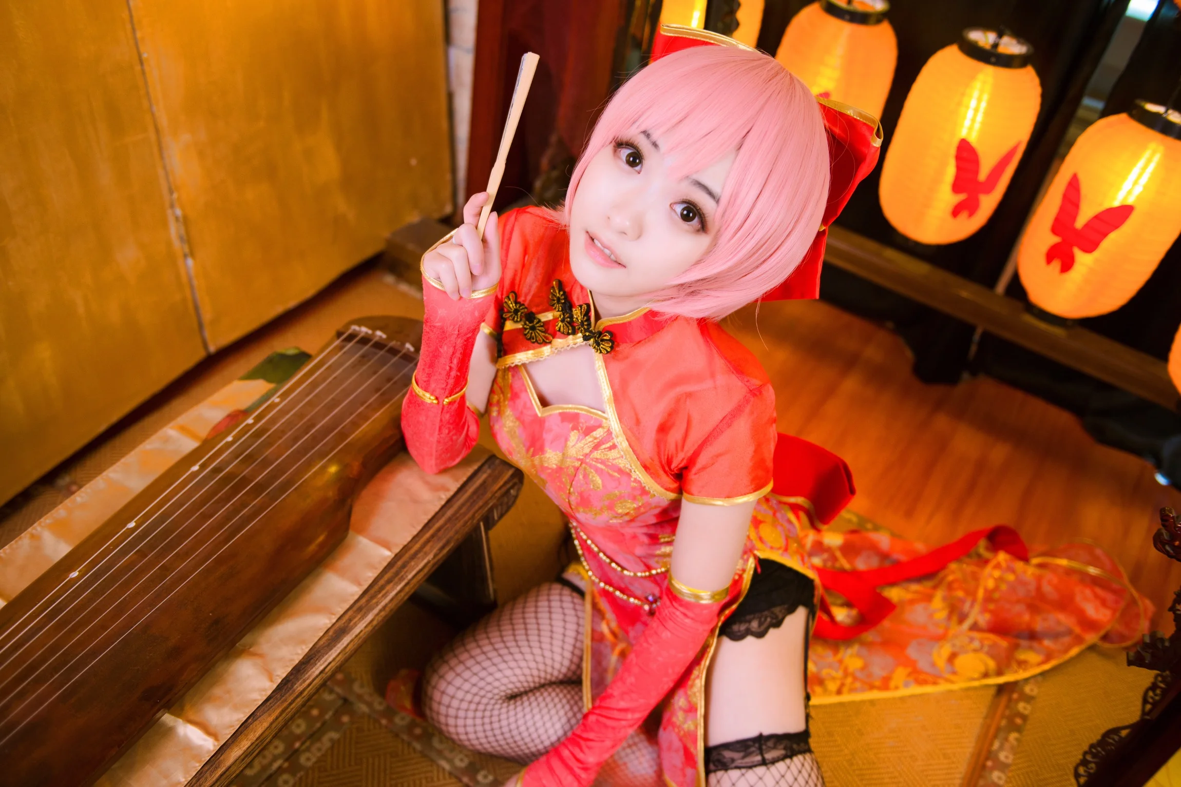 Luka金丝雀COS写真