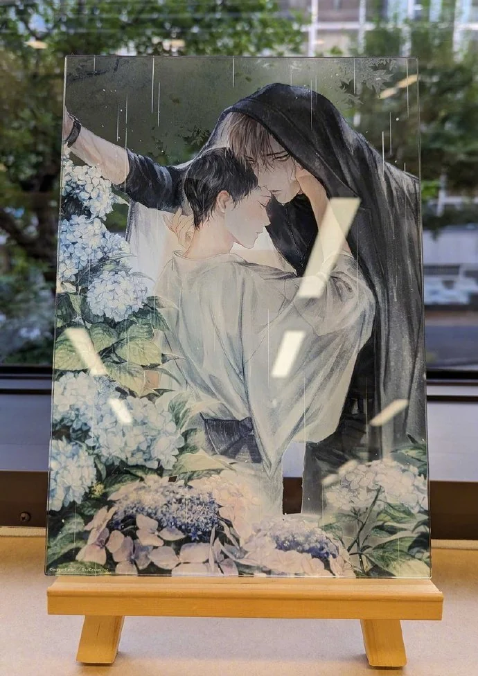 もりもより新绘「触碰你的黑夜」亚克力实物图｜高清图片集