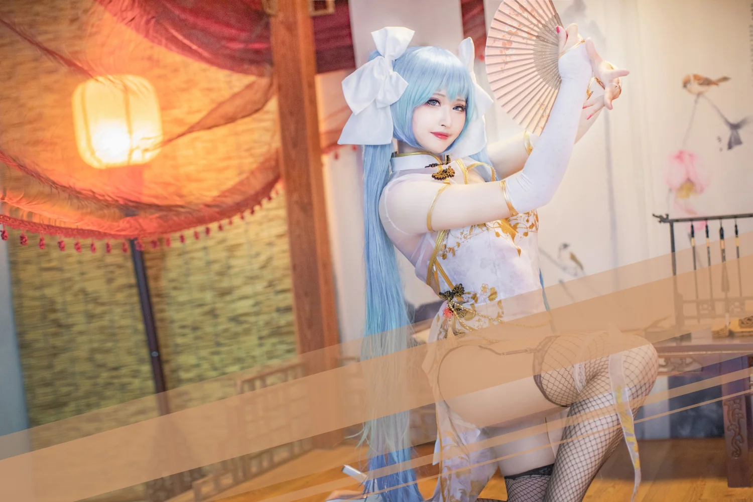 初音未来金丝雀旗袍COS写真