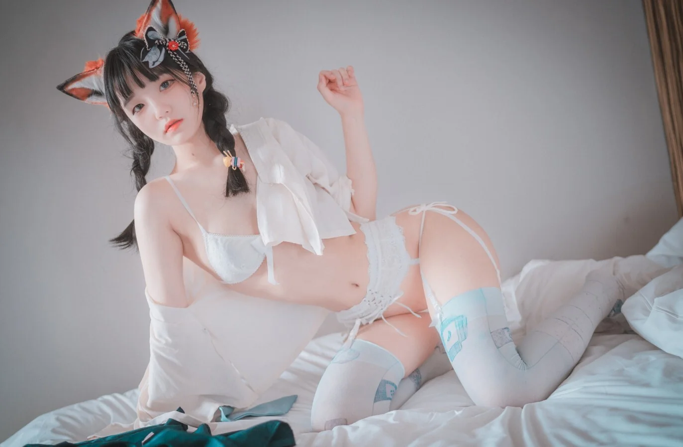 Jeong Jenny (정제니)：萝莉脸御姐身 57套合集｜高清图片集