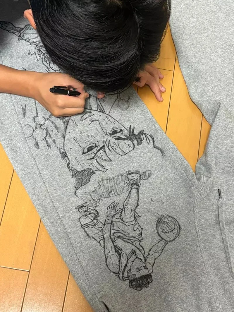 《君灌籃高手本當上手》家中小兒子畫畫技術太強，前途一片光明到得戴上墨鏡了｜高清图片集