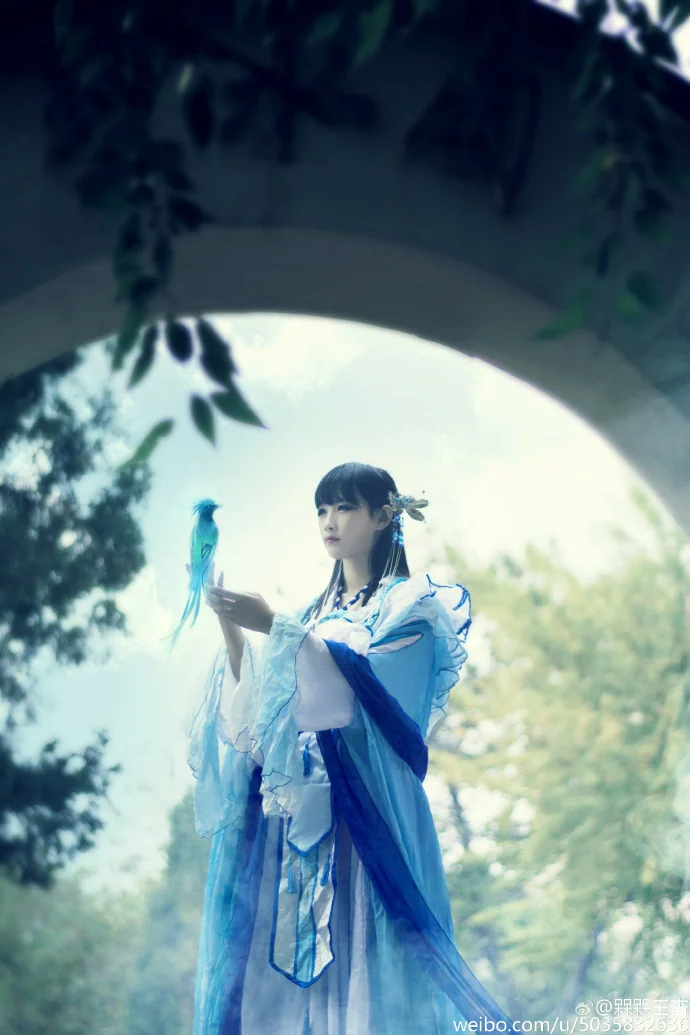 兰花拟人COS写真何日破胡虏，良人罢远征？