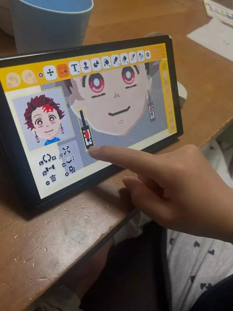 沉迷《朋友收集夢想生活2026》的9歲女兒 做了「鬼滅之刃」的角色，但仔細一看結果發現空虛到不行的後腦勺｜高清图片集