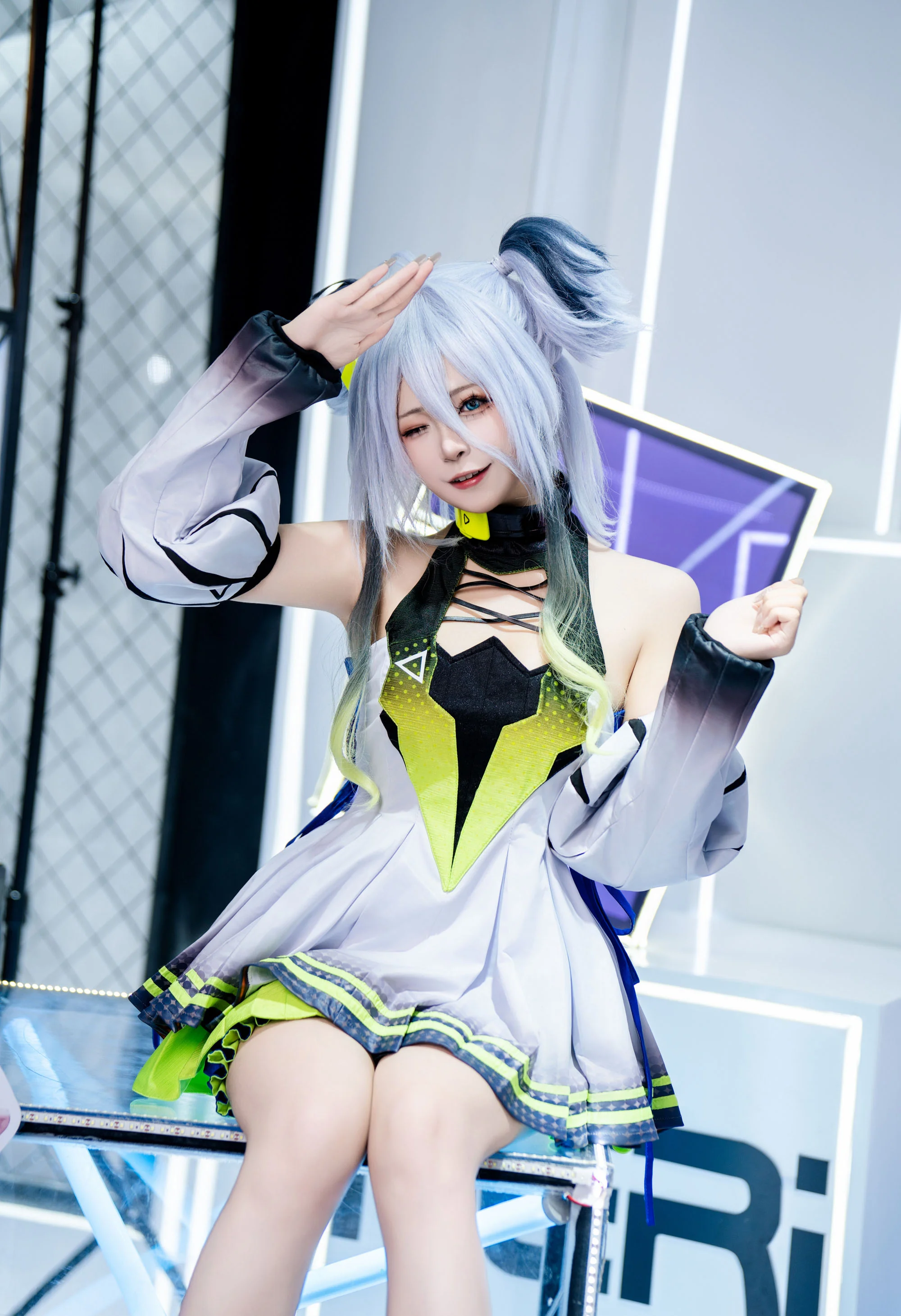 《交错战线》雷克斯COS写真