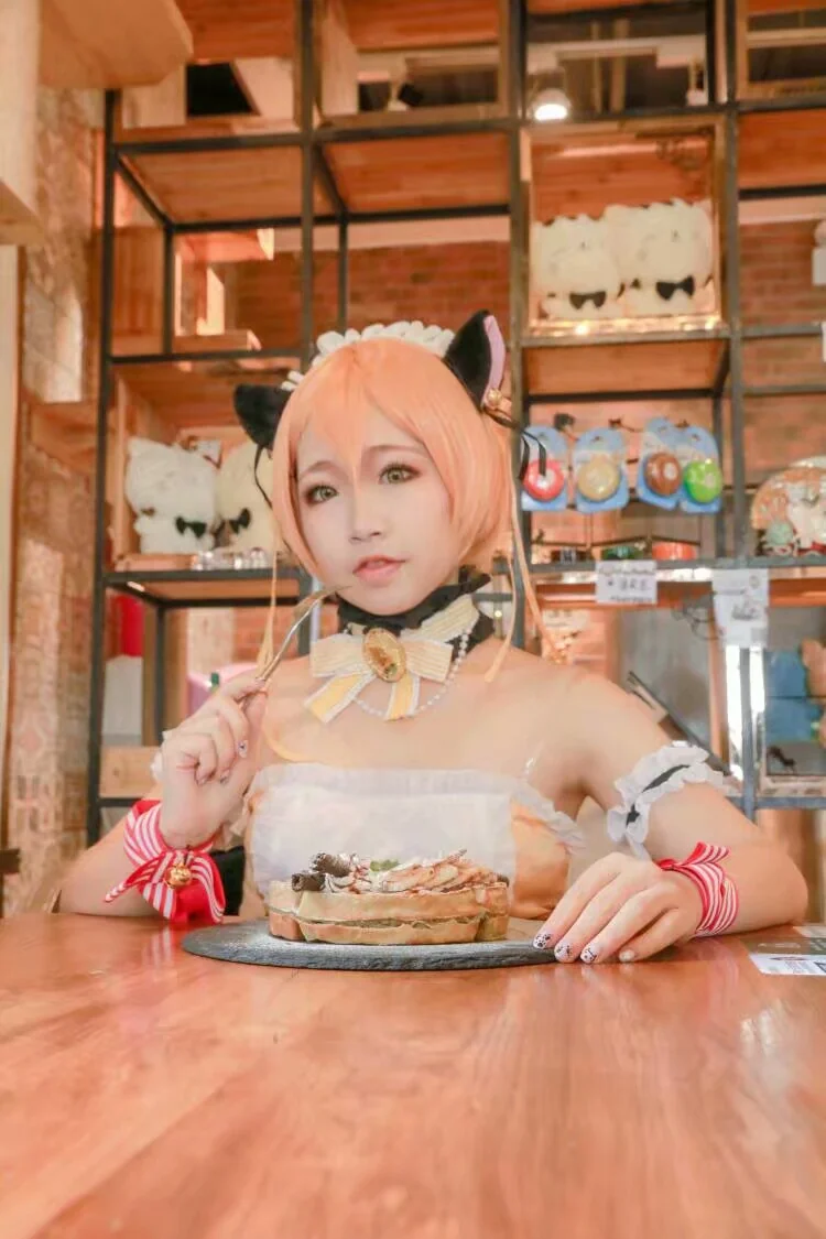 Love Live !凛喵情人节女仆COS写真