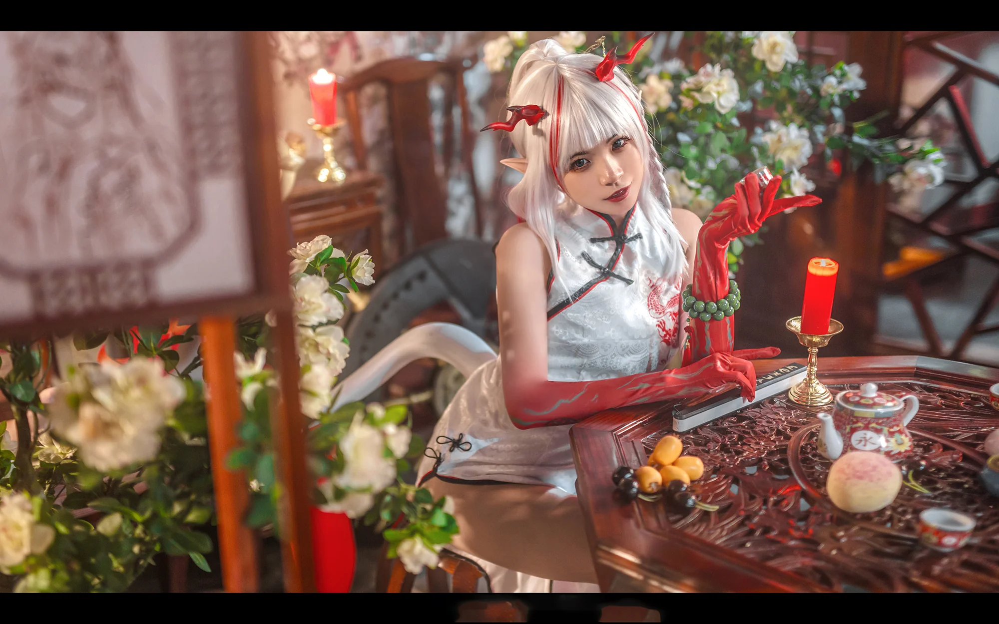 《明日方舟》乐逍遥·年COS写真