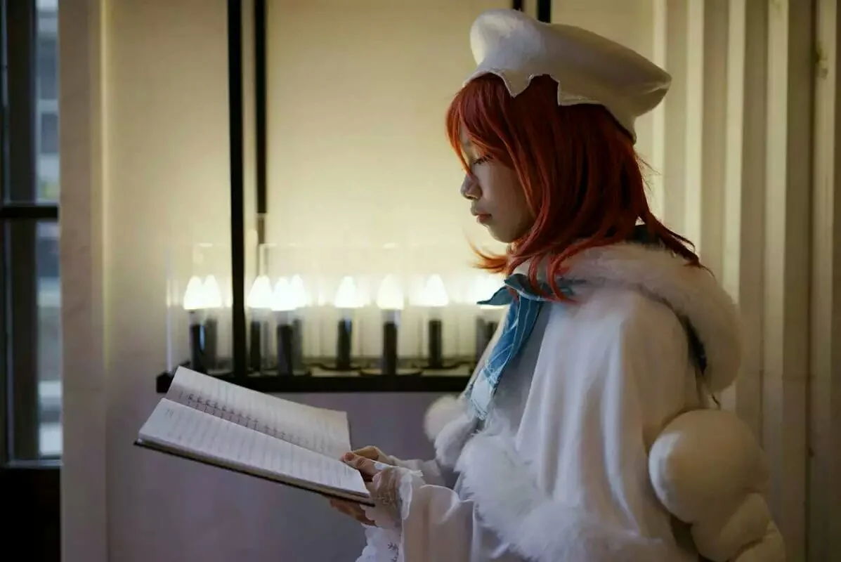 Lovelive!唱诗班未觉醒真姬COS写真