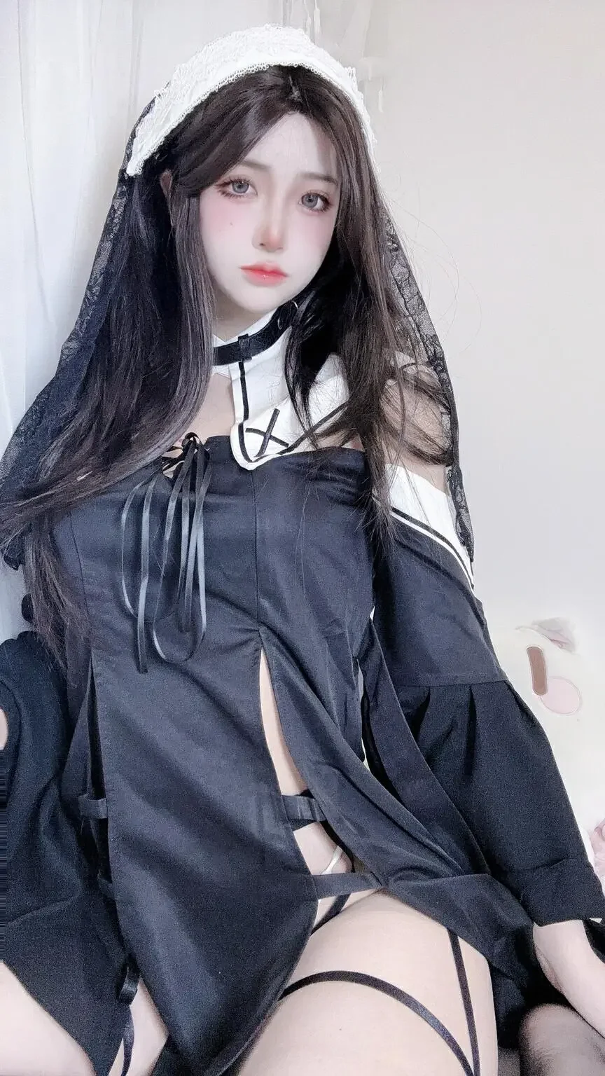 疯猫ss – 修女自拍｜高清图片集