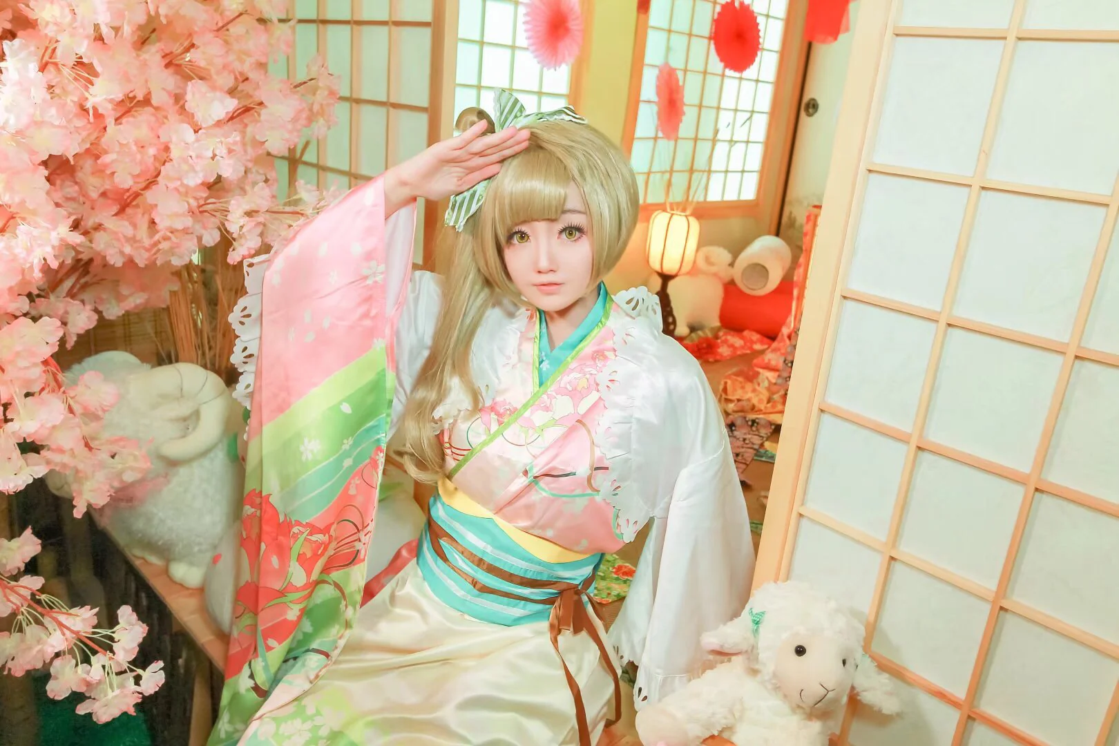 南小鸟正月觉醒COS写真