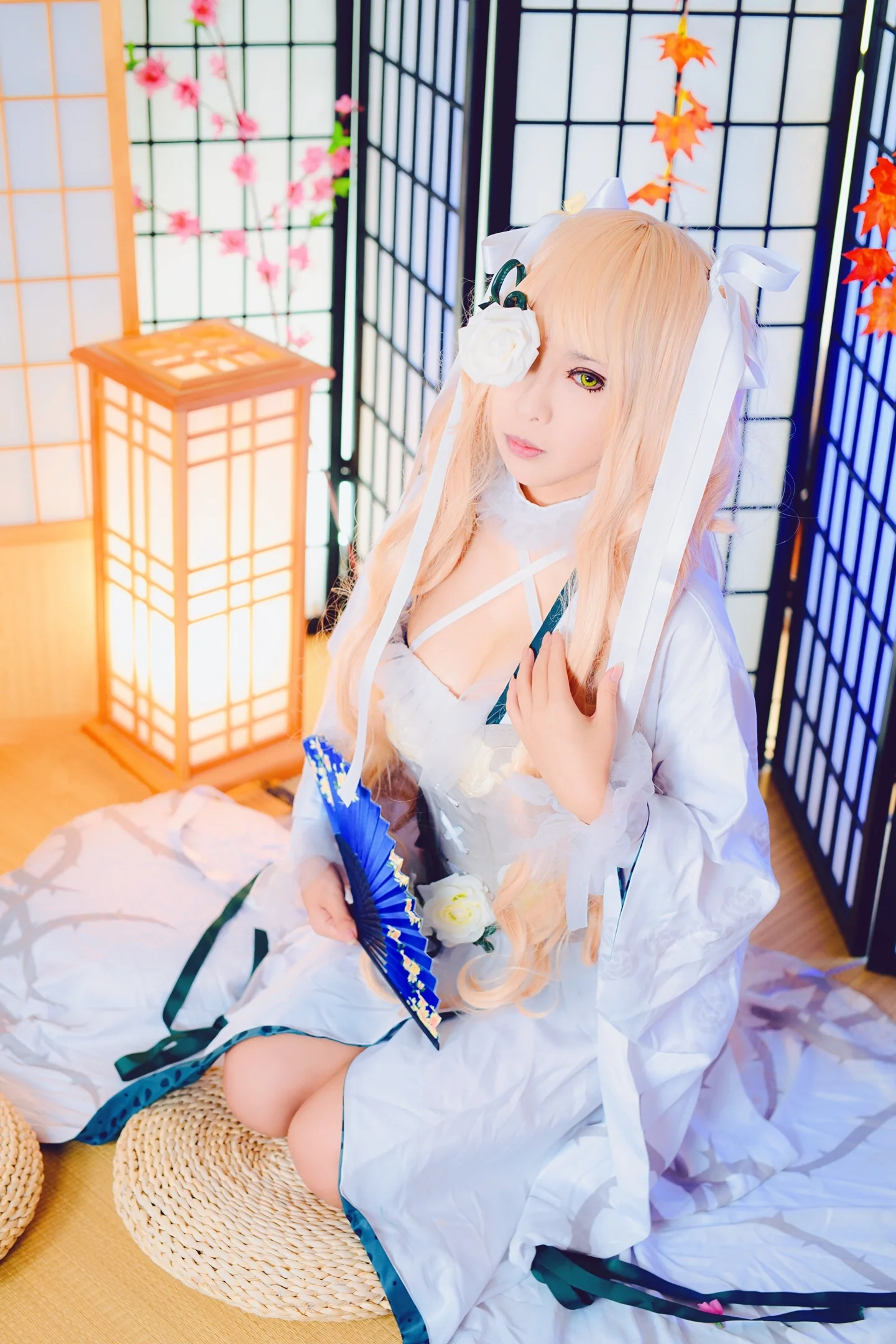 蔷薇少女雪华绮晶COS写真