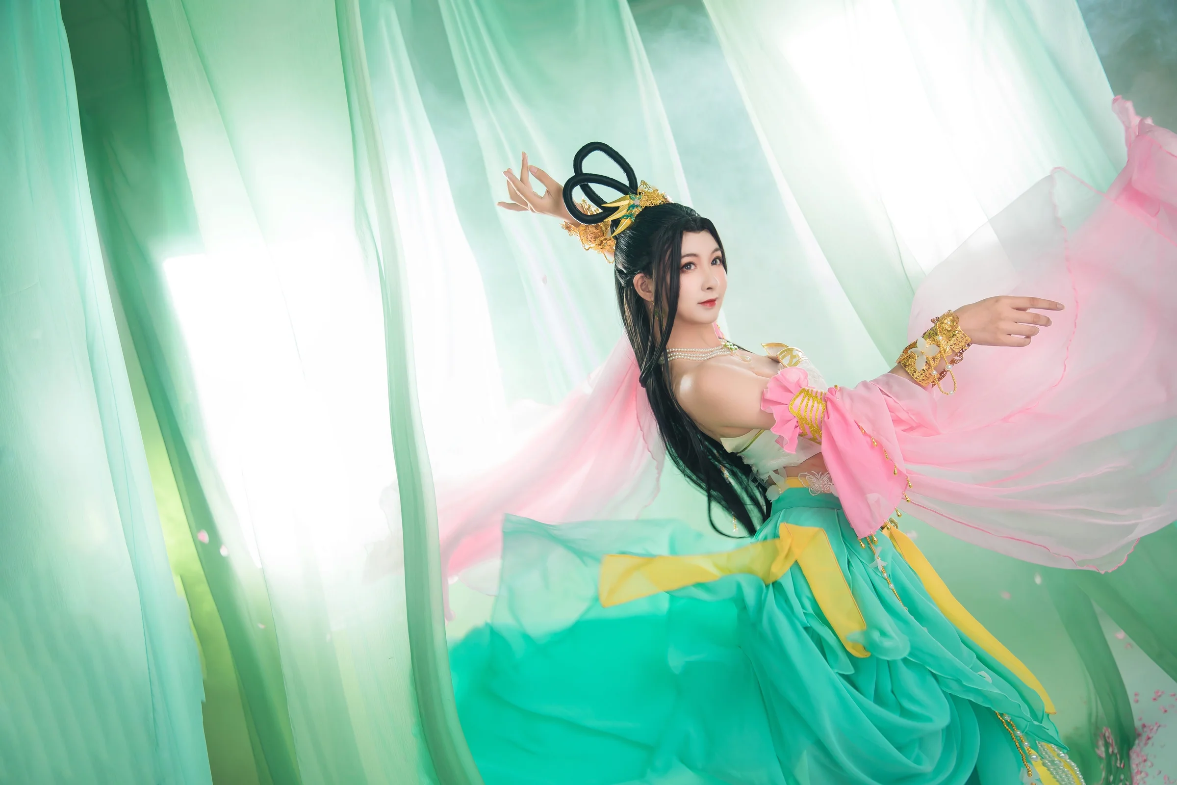 【COS写真/瑶音】三国杀·绝世倾城·貂蝉