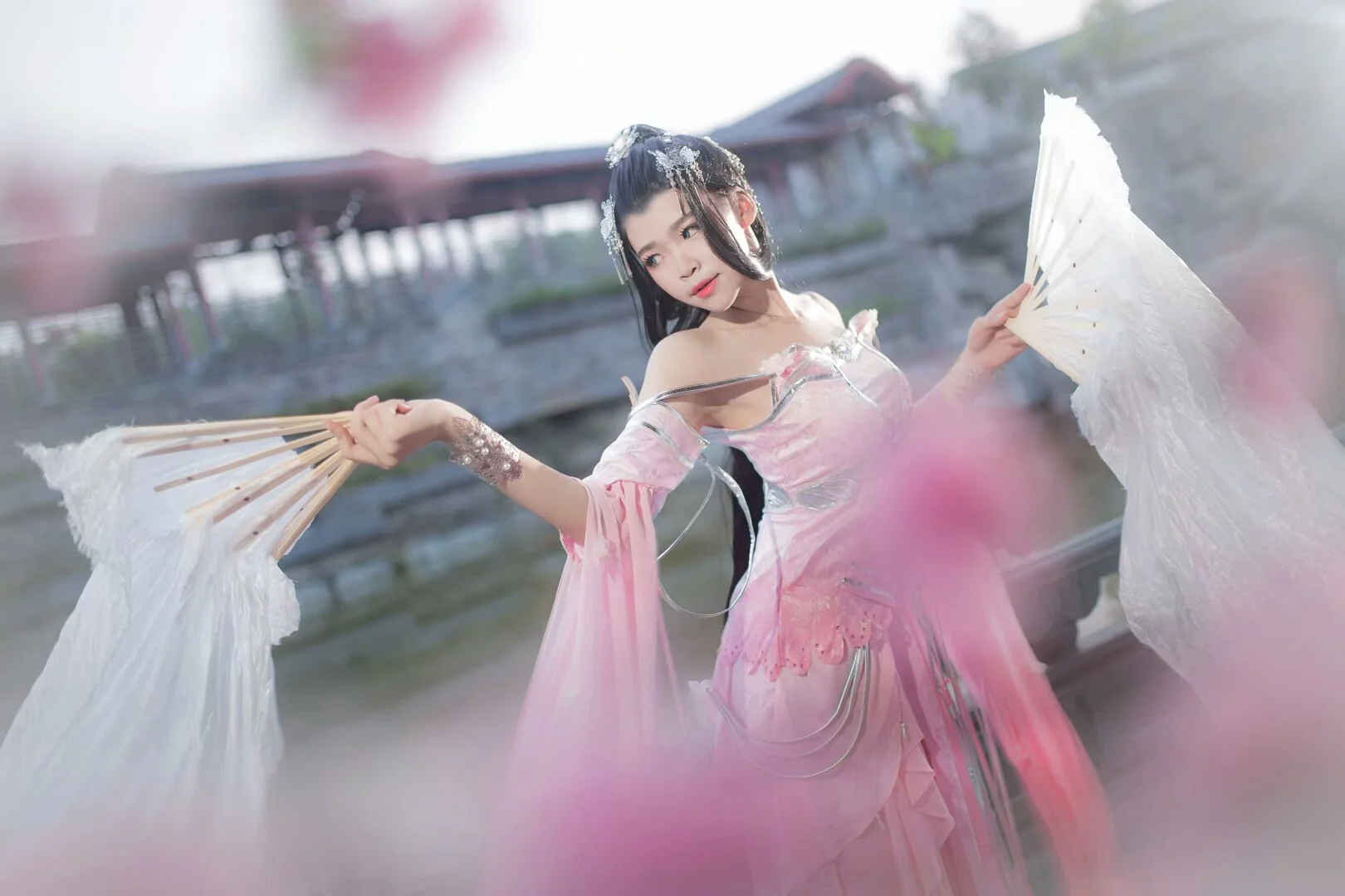 《剑网三》秦风秀娘COS写真