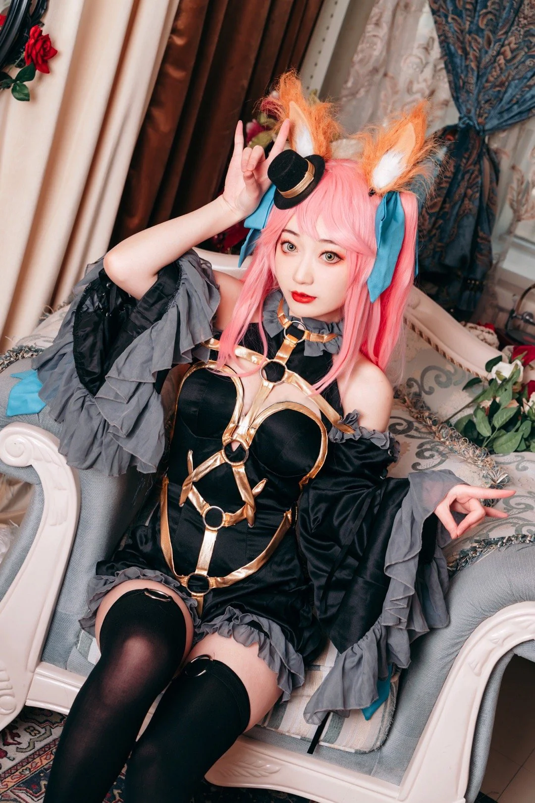 漆黑的魔术师，玉藻前COS写真