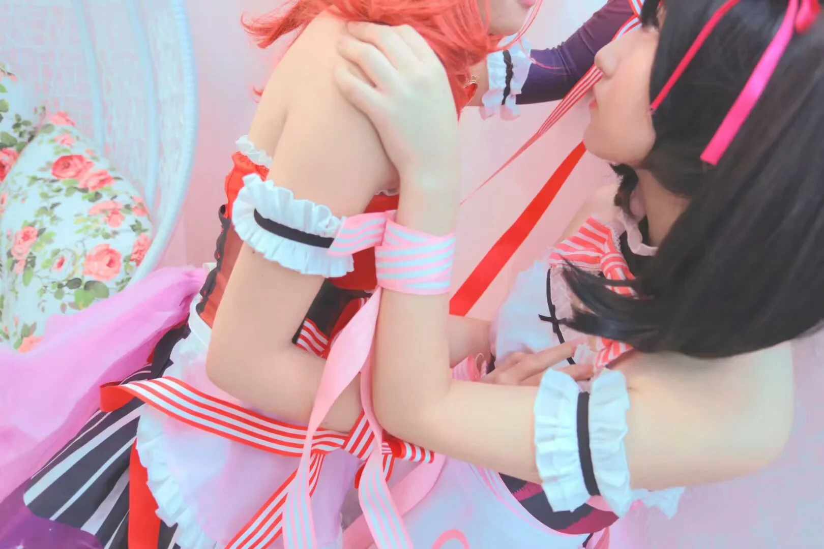 Love Live！矢泽妮可情人节女仆COS写真